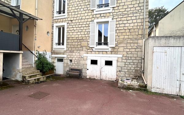 Maison à vendre    6 pièces •  Méry-sur-Oise