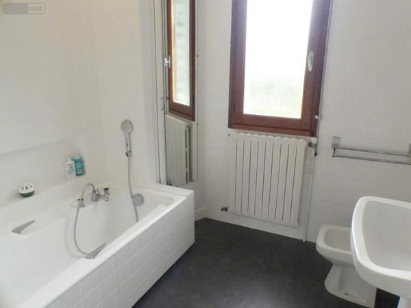 Maison à louer à Saint-Pair-sur-Mer dans la Manche (50380), ref : 028/1585