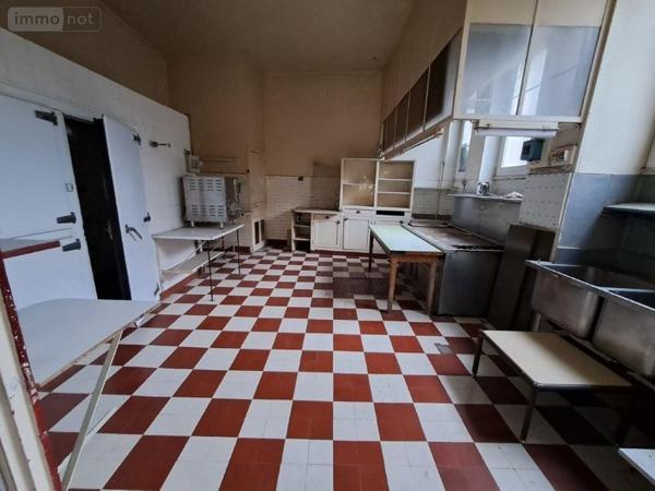 Fonds et/ou murs commerciaux à vendre à Saint-Flour dans le Cantal (15100), ref : 044/1253