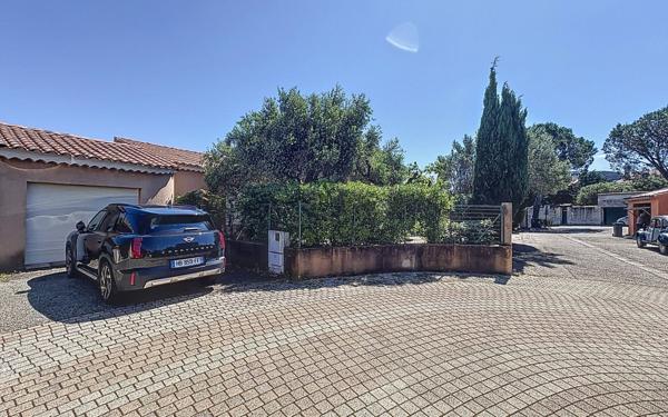 Maison à vendre    4 pièces •  Villeneuve-lès-Avignon