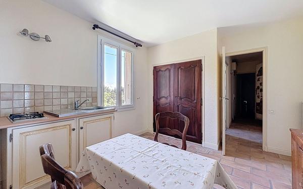 Maison à vendre    4 pièces •  Villeneuve-lès-Avignon