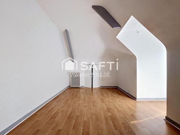 Maison avec beaux espaces - Carbon Blanc