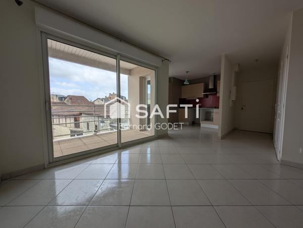 Appartement avec ascenseur en plein cœur de Ruffec – Rare sur le secteur !