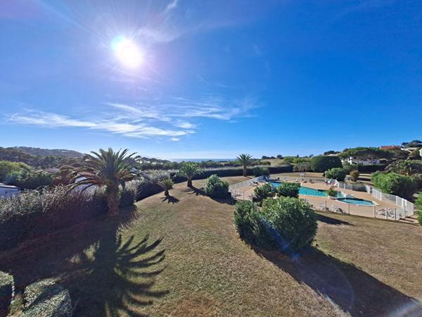 BIDART ILBARRITZ - Beau T3 en Duplex, Vue Océan et Golf., Bidart 64210
