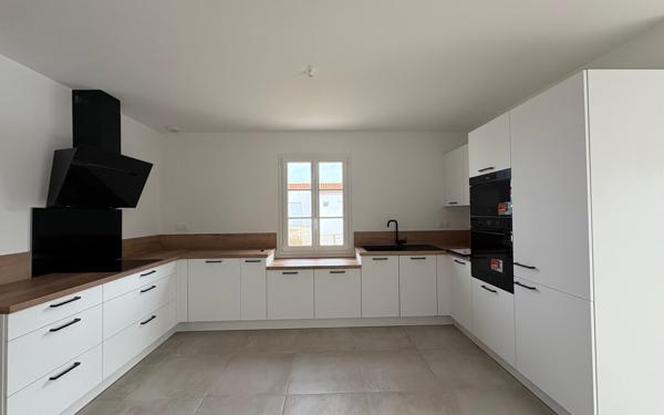 Maison à vendre    5 pièces •  Saint-Pierre-d'Oléron