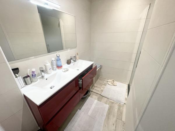 Appartement
         3 pièces
        - 68 m² Exclusivité