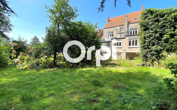 Maison à vendre    12 pièces •  Saint-Martin-Boulogne