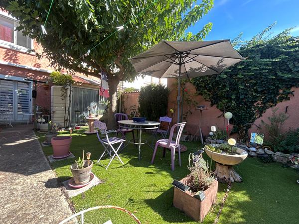MAISON AVEC JARDIN A CARCASSONNE