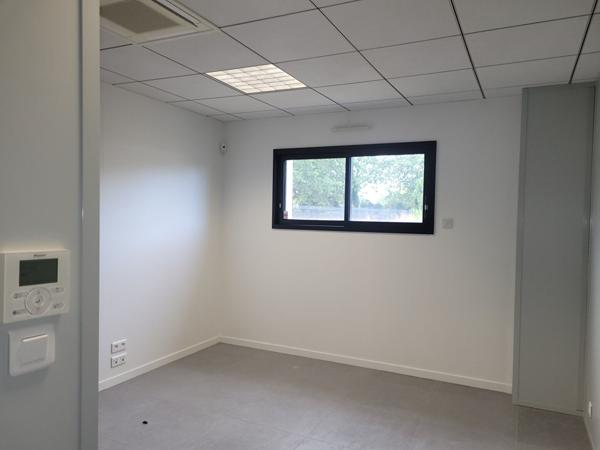 A VENDRE - bureaux Remouillé 207 m²