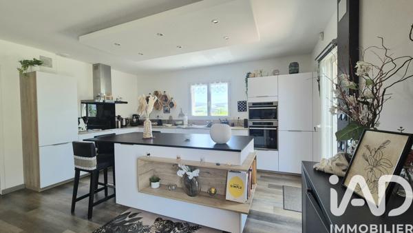 Maison à vendre 7 pièces 130 m² L'Horme