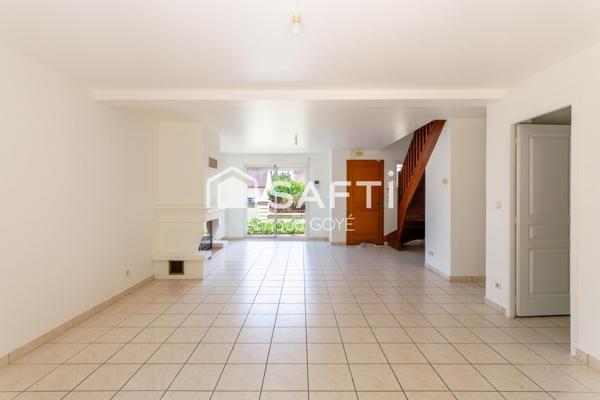 Maison familiale 6 chambres – Allonnes (72700) – Quartier des Hautes Métairies