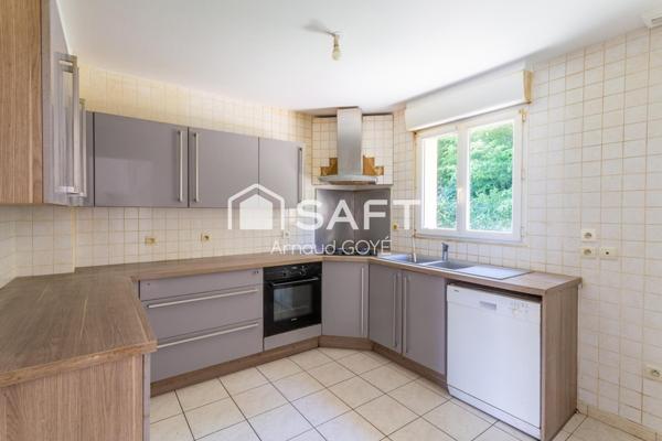 Maison familiale 6 chambres – Allonnes (72700) – Quartier des Hautes Métairies