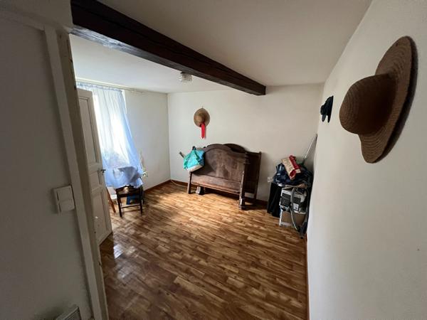 Proche LIMOUX Maison de village