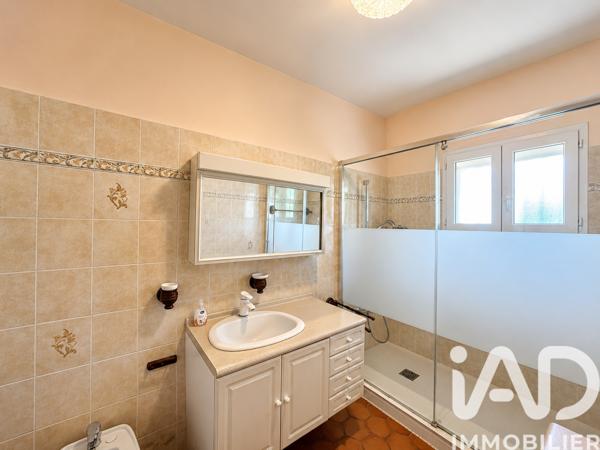Maison à vendre 5 pièces 130 m² Caumont-sur-Durance