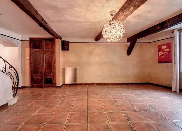 Maison à vendre    6 pièces •  Latour-de-France