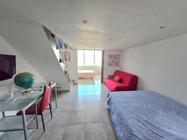 Découvrez votre futur havre de paix ou votre prochain investissement coup de cœur à Fos-sur-Mer !