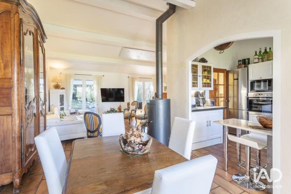 Maison à vendre 5 pièces 166 m² Trets
