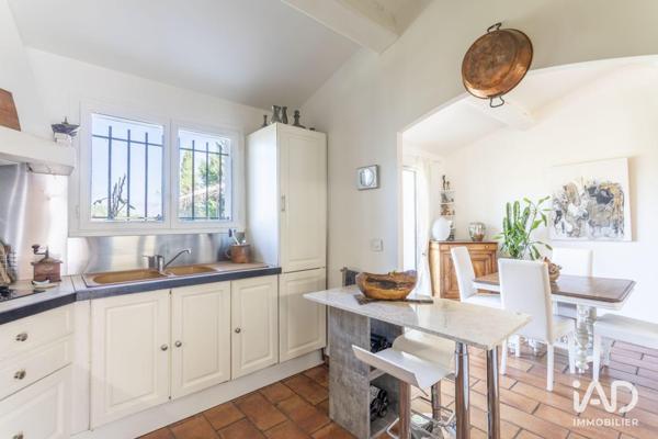 Maison à vendre 5 pièces 166 m² Trets