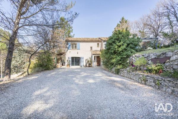 Maison à vendre 5 pièces 166 m² Trets