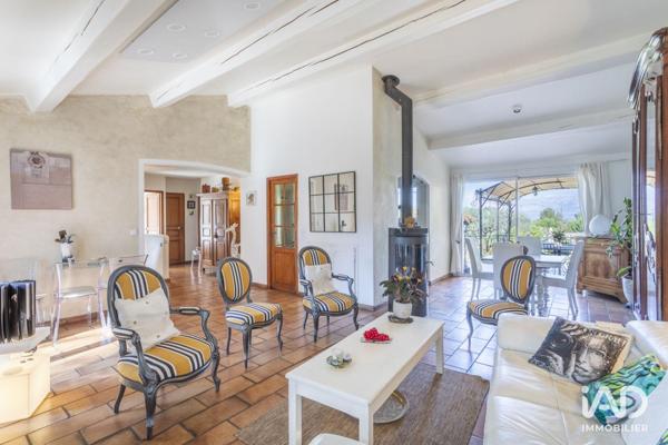 Maison à vendre 5 pièces 166 m² Trets
