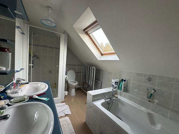 Maison avec vie de plain pied proche de toutes commodités