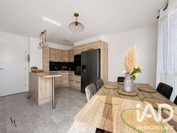 Appartement à vendre 4 pièces 97 m² Carrières-sous-Poissy