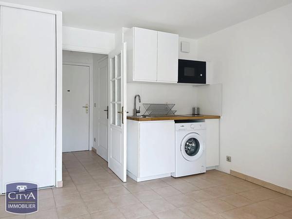 Appartement à vendre 1 pièce 24m² Fréjus (83600)