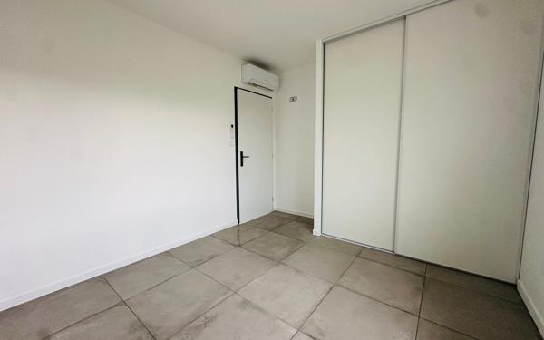 Maison à louer    4 pièces • 120 m2 Longages