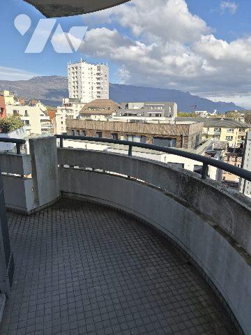 T2 VENDU LOUE VERT GALANT CHAMBERY