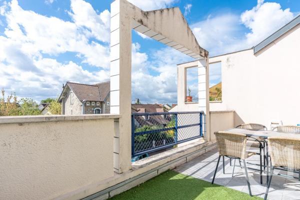 Appartement F2 à vendre  2 pièces - 55,70 m 2   VILLIERS SUR MARNE  - 94