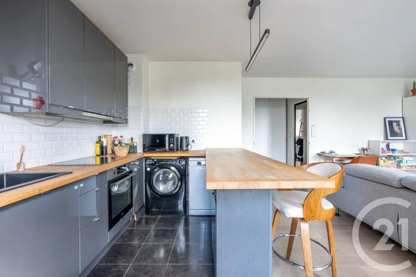 Appartement F2 à vendre  2 pièces - 55,70 m 2   VILLIERS SUR MARNE  - 94