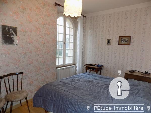 Maison Meslay Du Maine 8 pièce(s) 171 m2