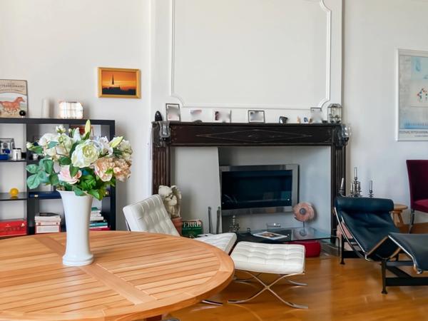 Dpt Gers (32), à vendre BASSOUES, partie du château, 174 m2 avec jardin 5000 m2 et piscine