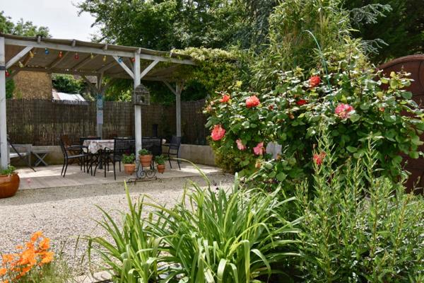 Dpt Gers (32), à vendre BASSOUES, partie du château, 174 m2 avec jardin 5000 m2 et piscine
