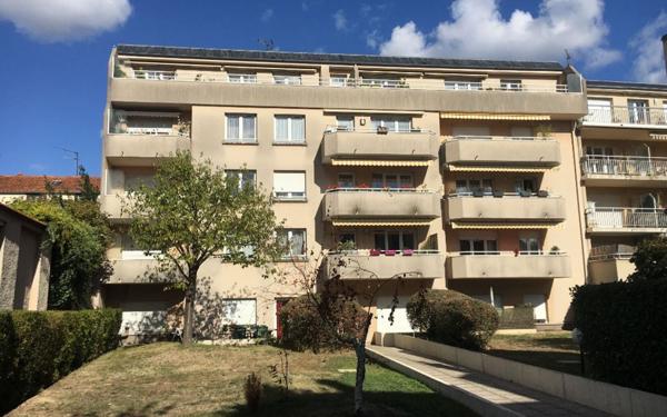 Appartement à louer    1 pièce • 21,43 m2 Nogent-sur-Marne