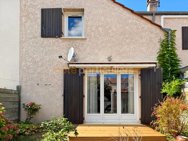 Vente
                Maison57 m² - 3 Pièces -
                    BRIE COMTE ROBERT (77170)