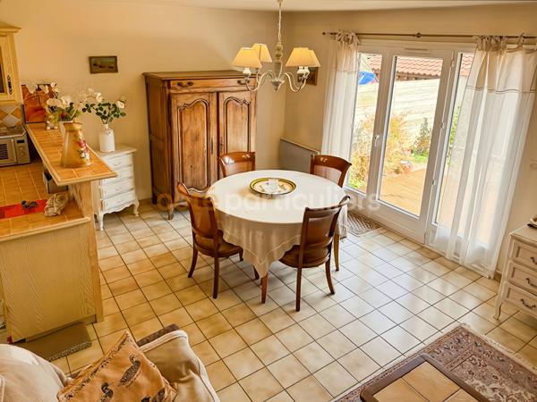 Vente
                Maison57 m² - 3 Pièces -
                    BRIE COMTE ROBERT (77170)