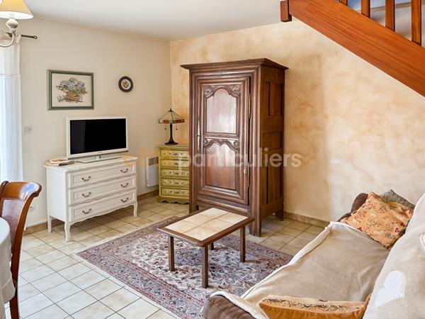 Vente
                Maison57 m² - 3 Pièces -
                    BRIE COMTE ROBERT (77170)