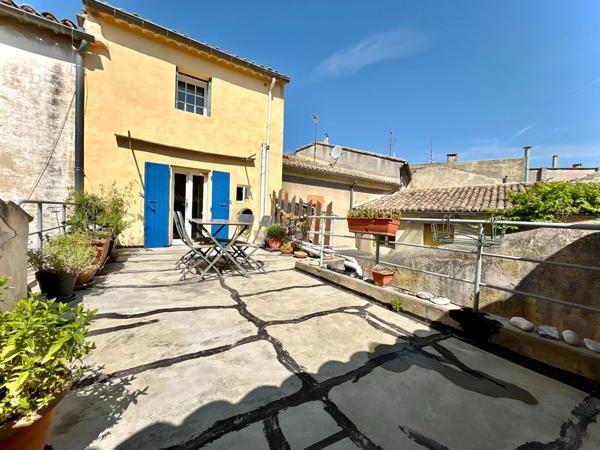 Maison de ville de 68m2 avec local commercial de 85m2