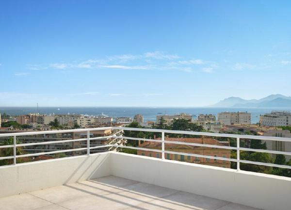 Appartement à vendre    4 pièces • 119,76 m2 Cannes