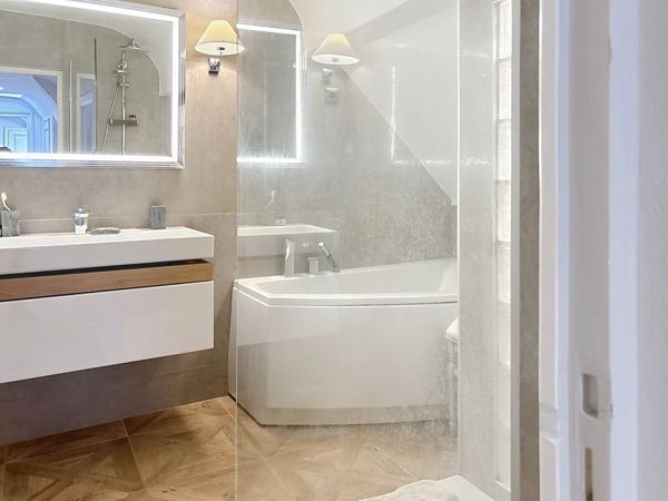 Appartement à vendre 5 pièces REIMS (51)