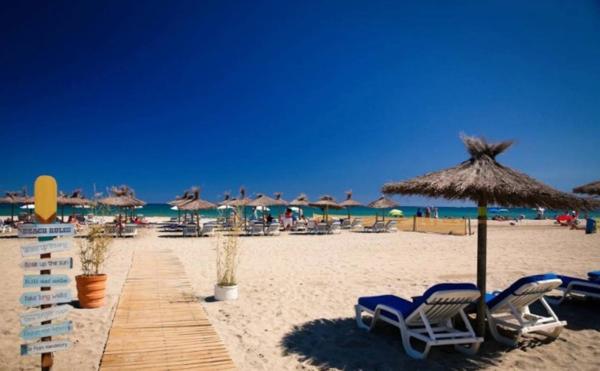 Immeuble à vendre, hotel possibilité restaurant, CANET EN ROUSSILLON (66) *EXCLUSIVITE CAPIFRANCE*