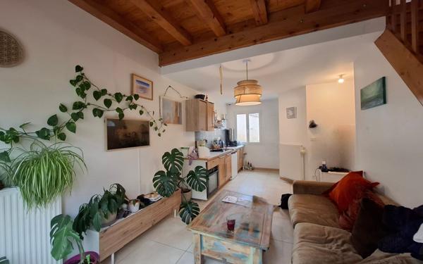 Maison à vendre    2 pièces •  Grisolles