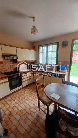 MAISON FAMILIALE avec TERRASSE, JARDIN et GARAGE