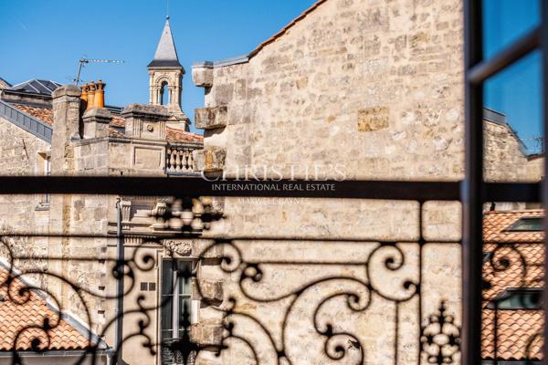 Bordeaux Jardin Public – Élégant appartement rénové – Prestations anciennes