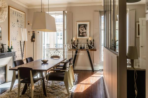 Bordeaux Jardin Public – Élégant appartement rénové – Prestations anciennes