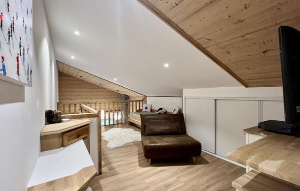 Beau T2 duplex entièrement rénové (58,59m2 habitables)