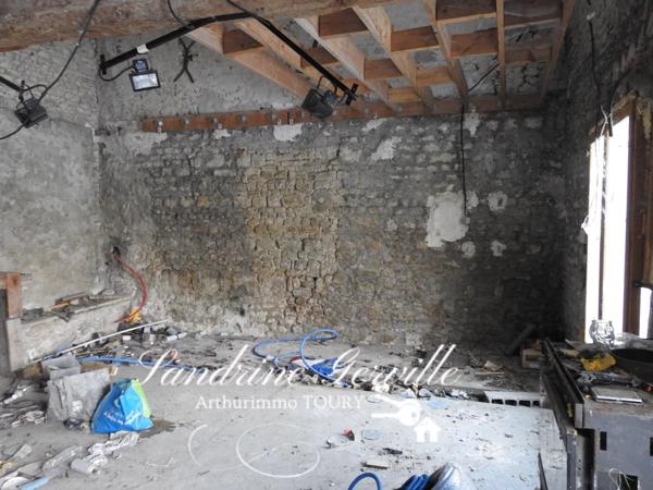 Vente Ferme 1 pièces 170 m2 à Artenay