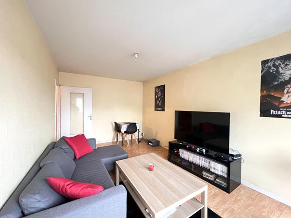 A VENDRE - Opportunité Investisseur - Appartement T2 avec balcon et garage - Rennes