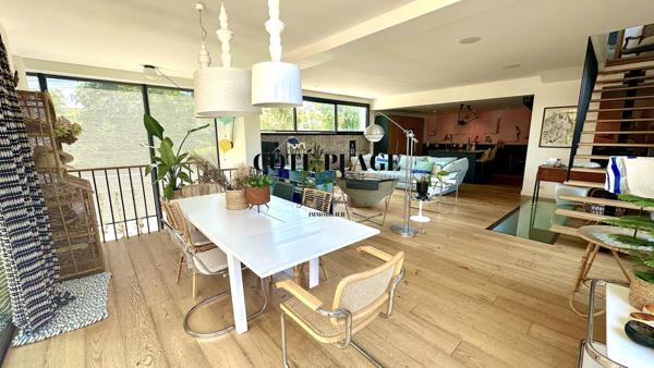 Vaux-sur-Mer (17640) Lignes épurées et horizon bleu – Villa moderne à deux pas des plages au prix de vente 1.260.000 € HAI